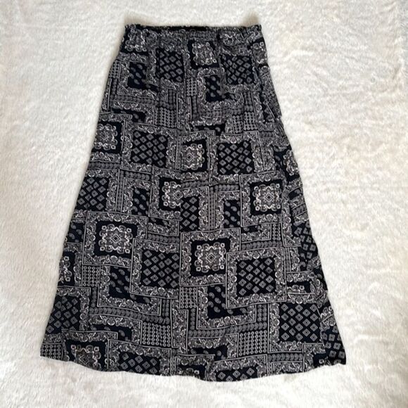 Friday Los Angeles black and white maxi skirt size large - Picture 2 of 16